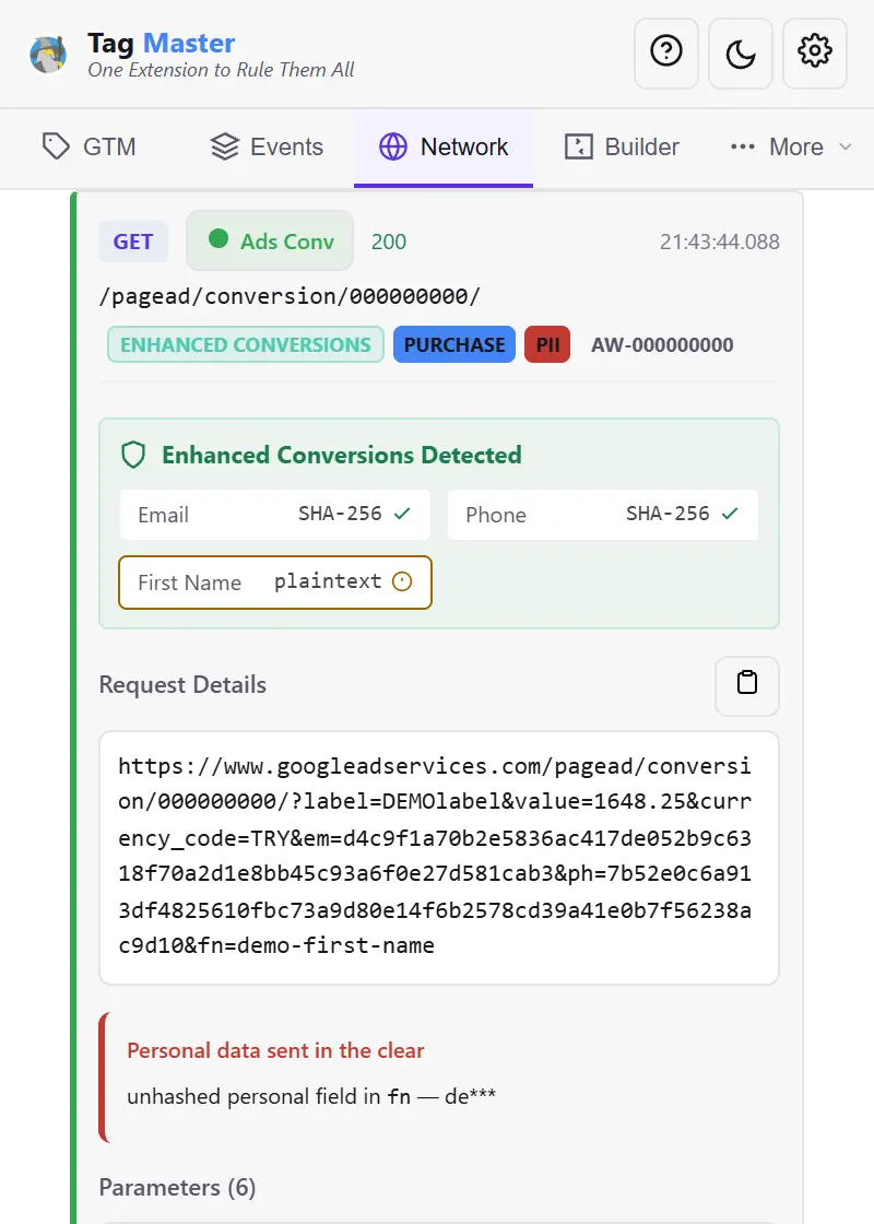 Rozwinięta konwersja Google Ads w panelu, oznaczona jako Enhanced Conversions i PII, z Email i Phone opisanymi jako SHA-256 i odhaczonymi, podczas gdy First Name jest opisane jako plaintext i oflagowane, nad ostrzeżeniem „Personal data sent in the clear